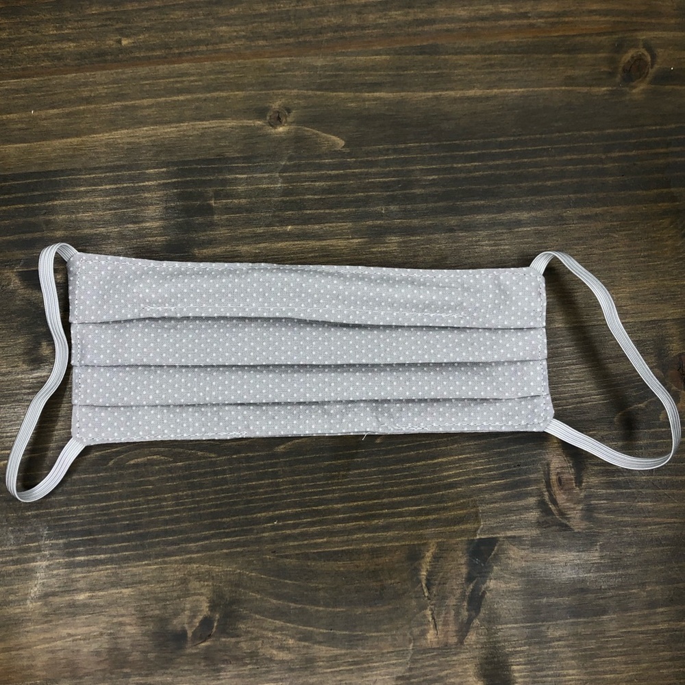 Grey polka dot face mask